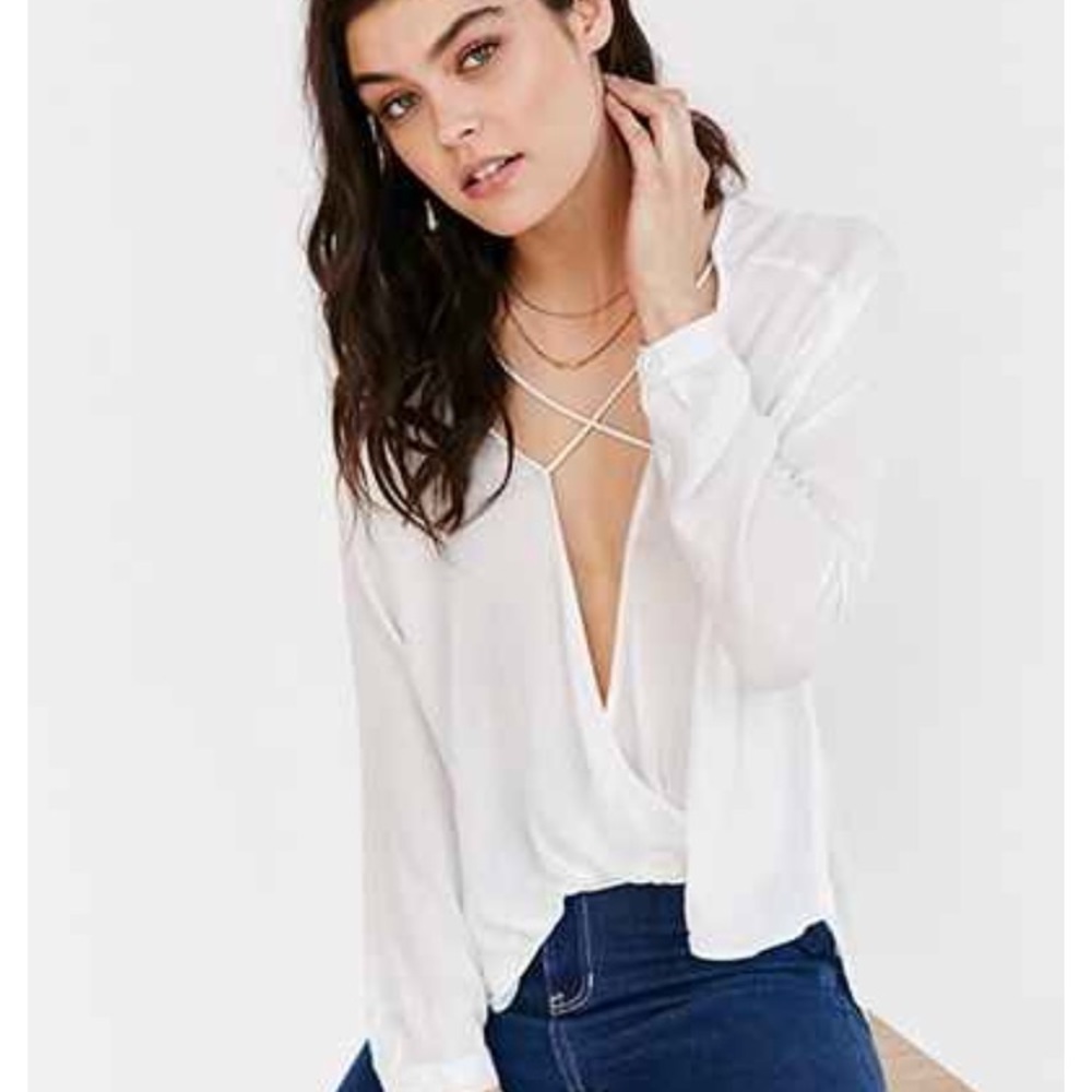 Silence and noise white blouse